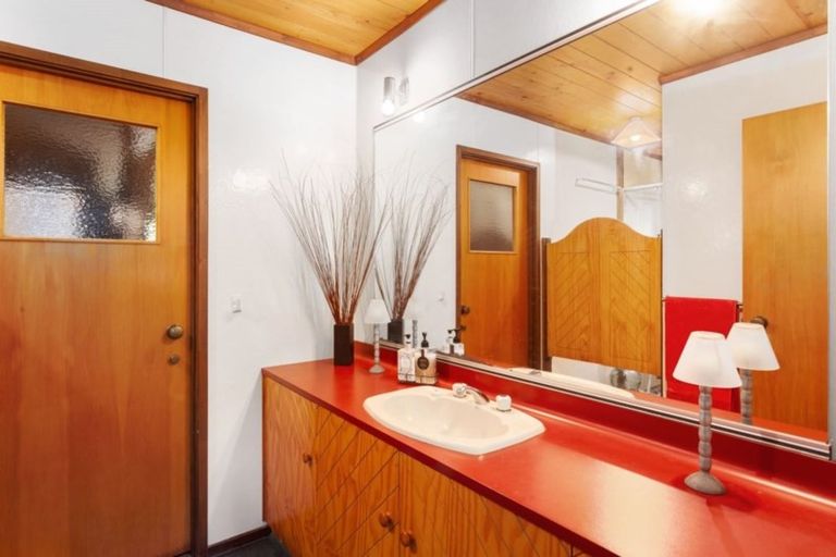 Photo of property in 13a West End Road, Ohope, 3121