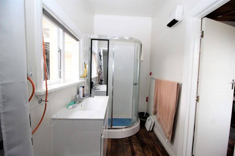 Photo of property in 13 Atkinson Street, Woodville, 4920