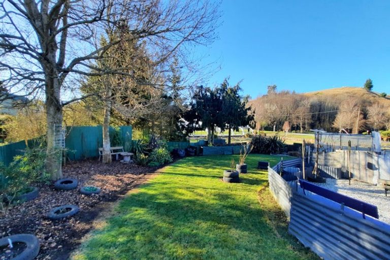 Photo of property in 13 Canna Street, Lawrence, 9532