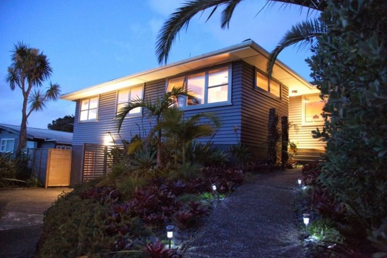 Photo of property in 7 Brussells Place, Birkenhead, Auckland, 0626