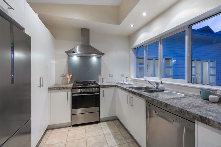 Photo of property in 18 Dusky Crescent, Aotea, Porirua, 5024