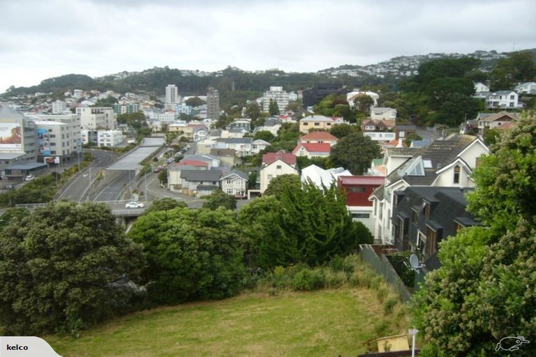 Photo of property in 26 Macdonald Crescent, Te Aro, Wellington, 6011
