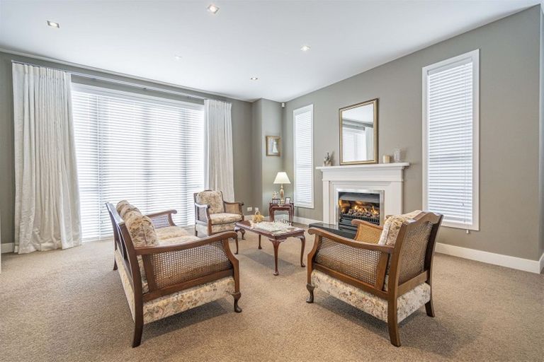 Photo of property in 26 Bluefin Way, West Harbour, Auckland, 0618