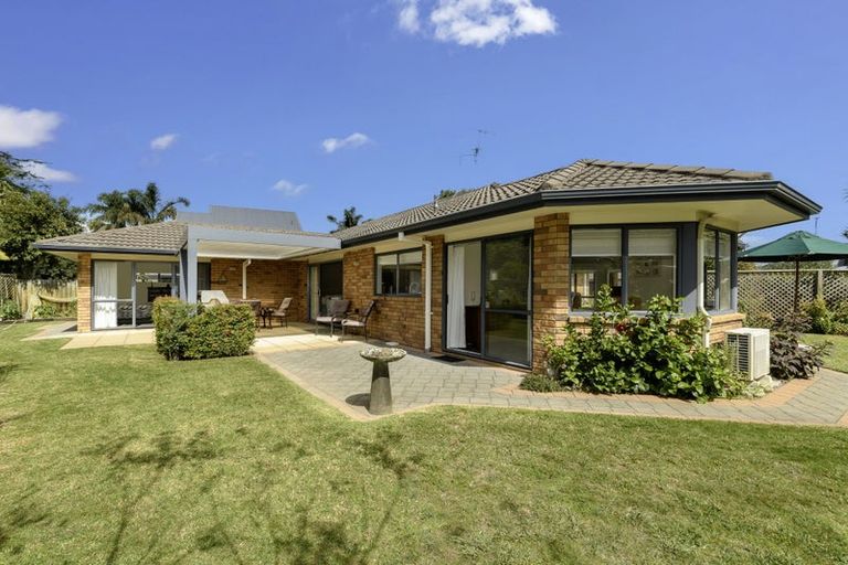 Photo of property in 18 Santa Barbara Drive, Papamoa Beach, Papamoa, 3118