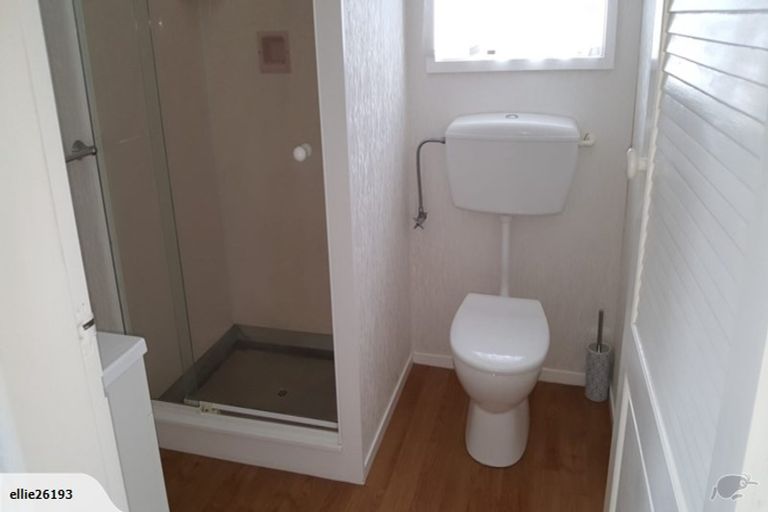 Photo of property in 6 Denver Grove, Totara Park, Upper Hutt, 5018