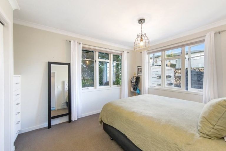 Photo of property in 48 Westmere Crescent, Westmere, Auckland, 1022