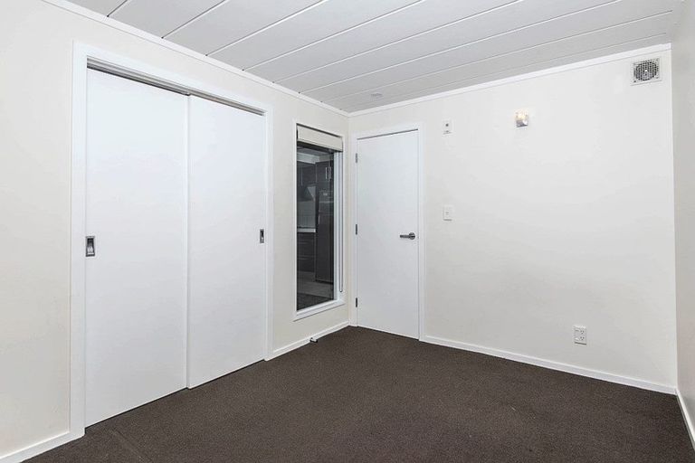 Photo of property in 12/35 Torrens Terrace, Mount Cook, Wellington, 6011