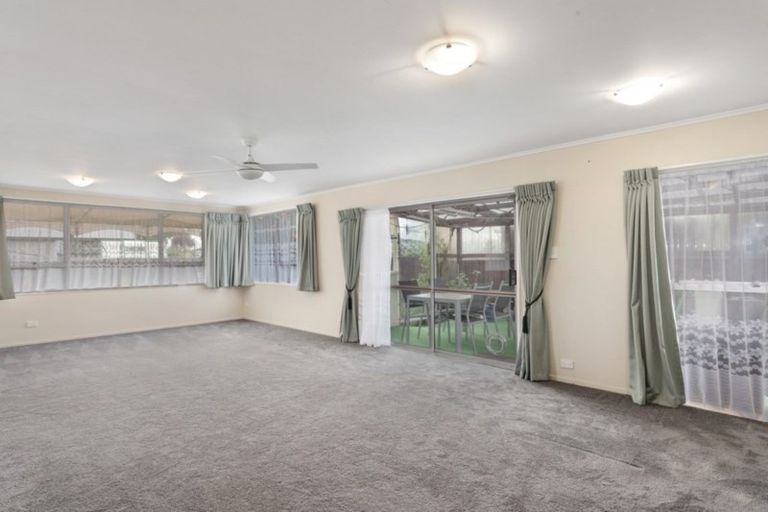 Photo of property in 37 Puriri Crescent, Edgecumbe, 3120