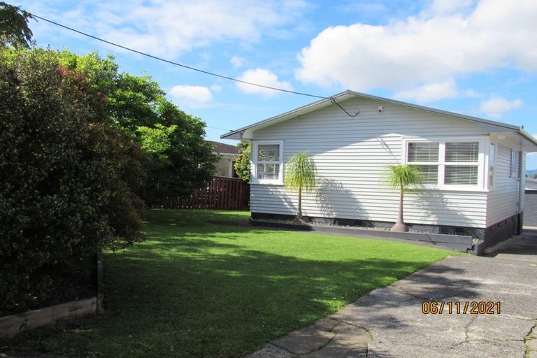 Photo of property in 97 Royal Road, Massey, Auckland, 0614