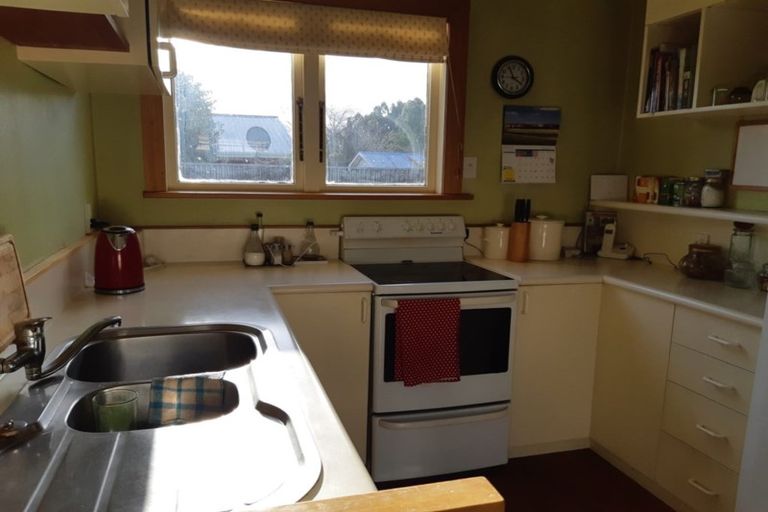 Photo of property in 40 Costley Street, Carterton, 5713