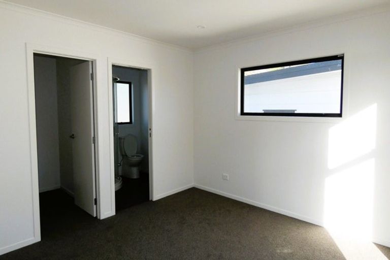 Photo of property in 26 Romilly Street, Westport, 7825