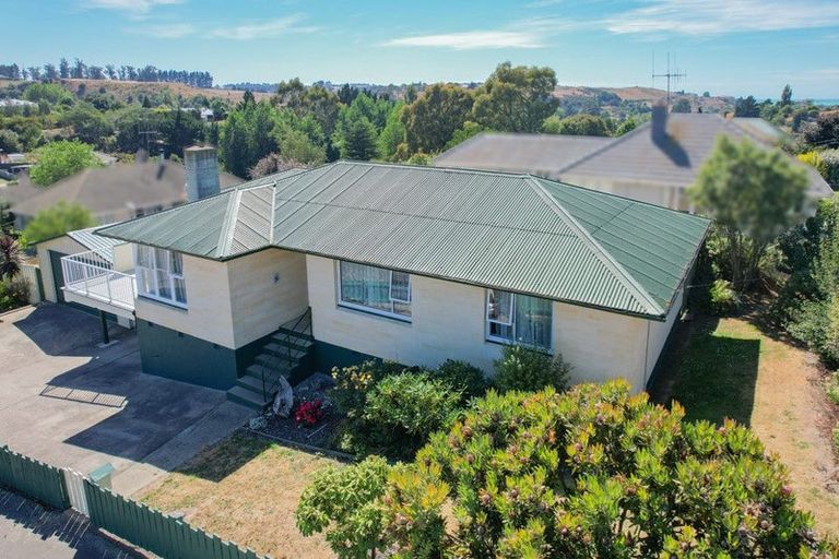 Photo of property in 1 Blyth Street, Holmes Hill, Oamaru, 9401