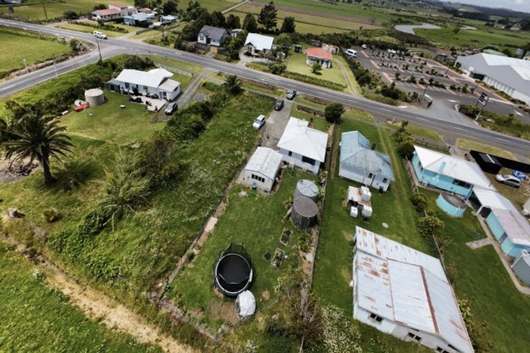 Photo of property in 222 State Highway 1, Awanui, 0486