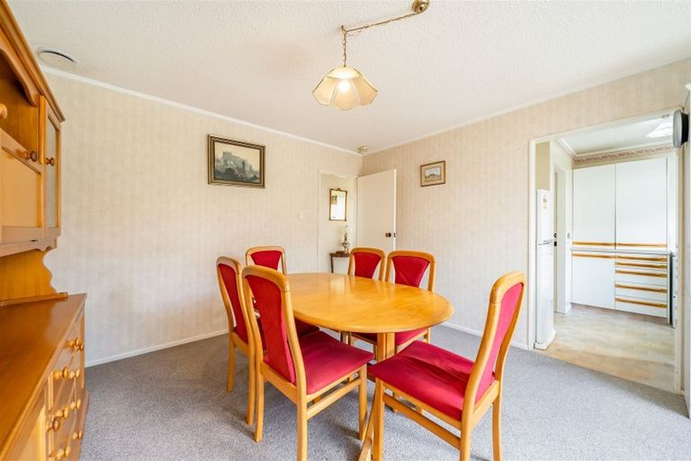 Photo of property in 2/60 Garden Road, Avalon, Lower Hutt, 5011