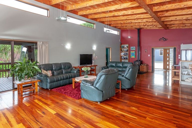 Photo of property in 25a Tapu Coroglen Road, Tapu, Thames, 3575
