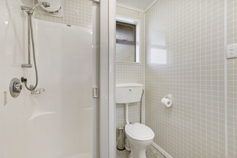 Photo of property in 7 Gloucester Street, Cannons Creek, Porirua, 5024