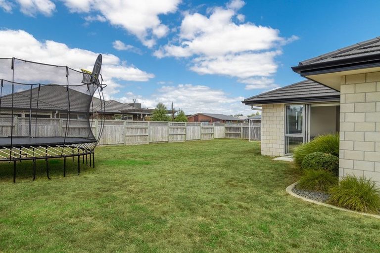 Photo of property in 48 Jarrett Terrace, Leamington, Cambridge, 3432