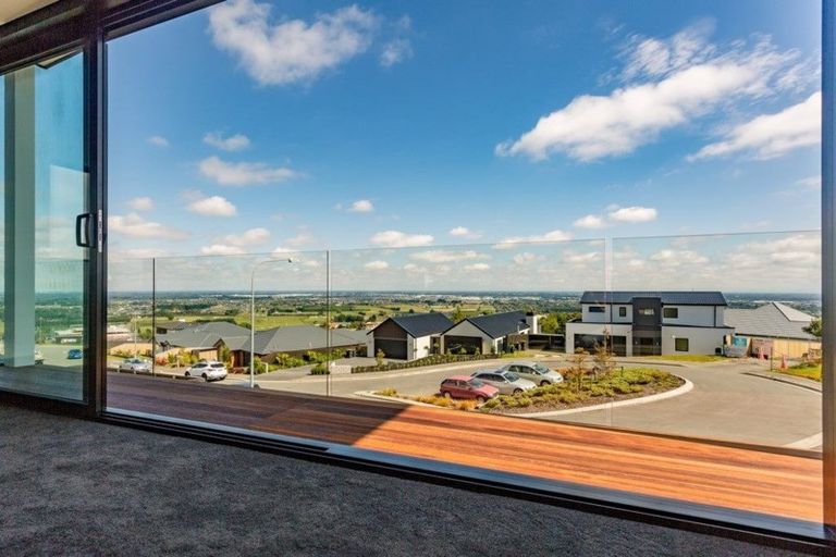 Photo of property in 18 Dove Grove, Westmorland, Christchurch, 8025