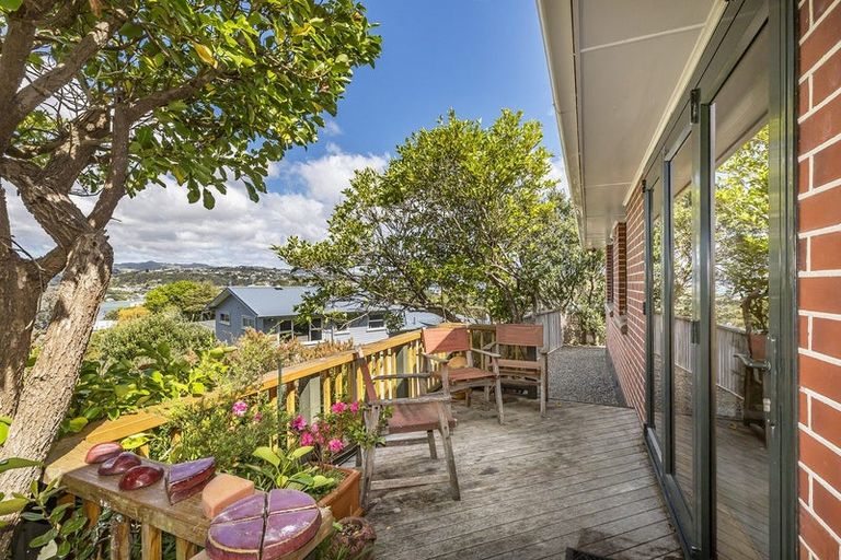 Photo of property in 94 Mana View Road, Paremata, Porirua, 5026