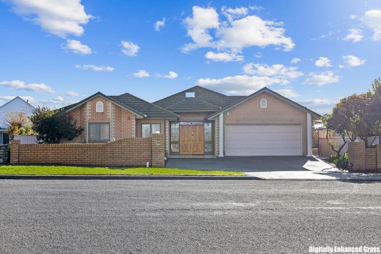 Photo of property in 128 Lake Terrace Road, Burwood, Christchurch, 8061