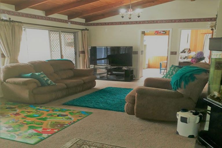 Photo of property in 5 Gilmore Road, Glenbrook, Waiuku, 2681