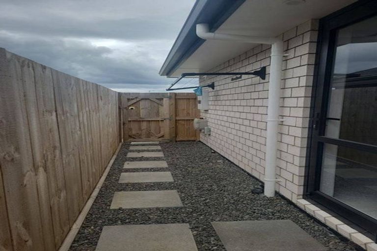 Photo of property in 5 Kapiakauri Road, One Tree Point, 0118