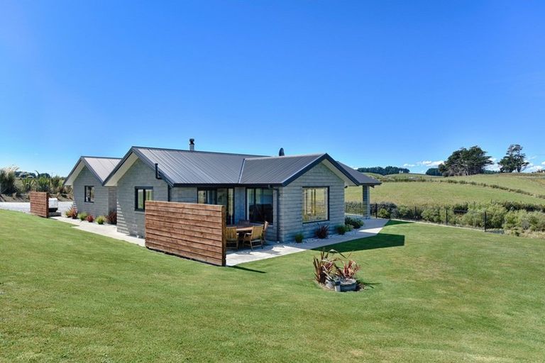 Photo of property in 27 Helena Street, Fortrose, Invercargill, 9875