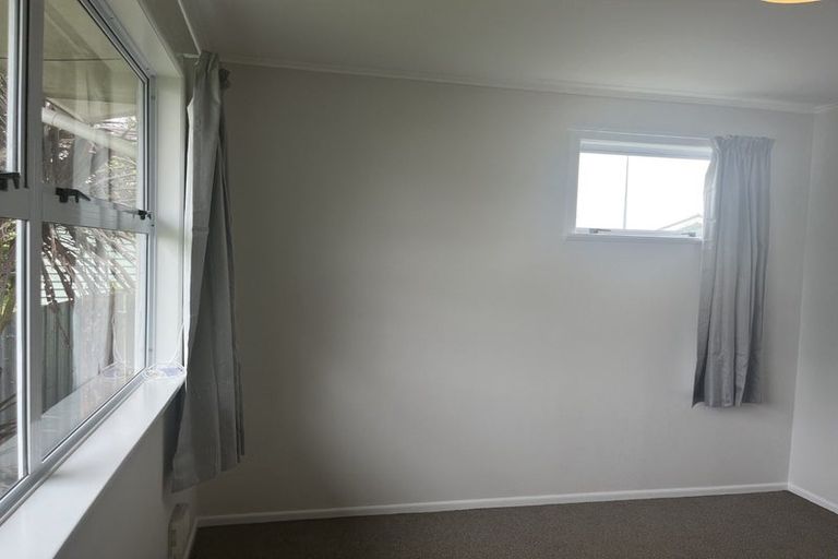 Photo of property in 18 Mersey Street, Levin, 5510