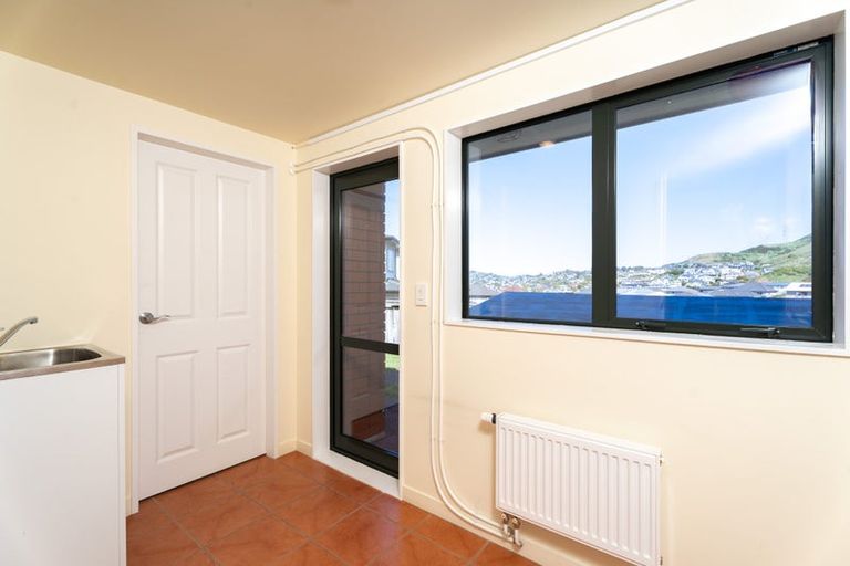 Photo of property in 17 Cheetwood Street, Churton Park, Wellington, 6037