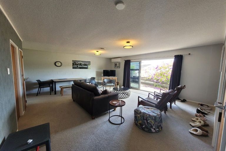 Photo of property in 7 Renown Place, Spotswood, New Plymouth, 4310