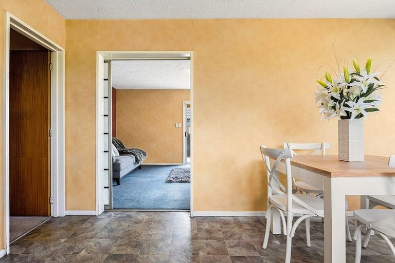 Photo of property in 1/12 Shannon Place, Belfast, Christchurch, 8051