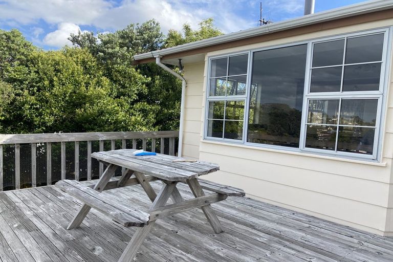 Photo of property in 59a Juniper Road, Sunnynook, Auckland, 0620
