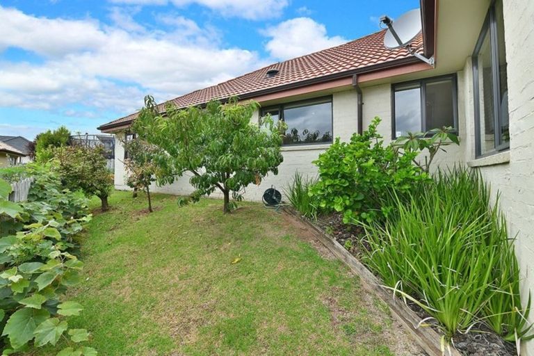 Photo of property in 127 Alec Craig Way, Gulf Harbour, Whangaparaoa, 0930
