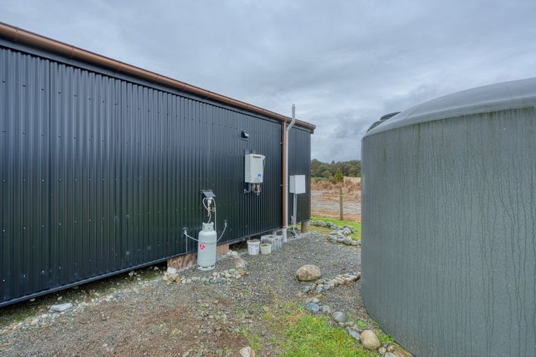 Photo of property in 25 Greenstone Road, Kumara, 7832