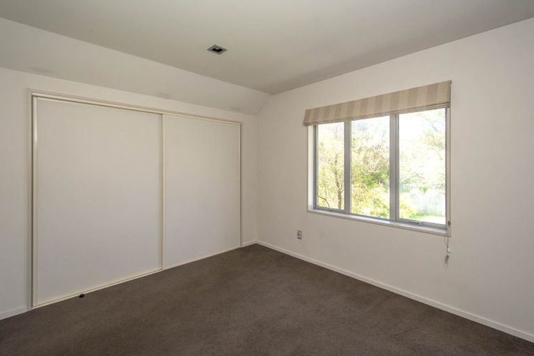 Photo of property in 90b Mandeville Street, Riccarton, Christchurch, 8011