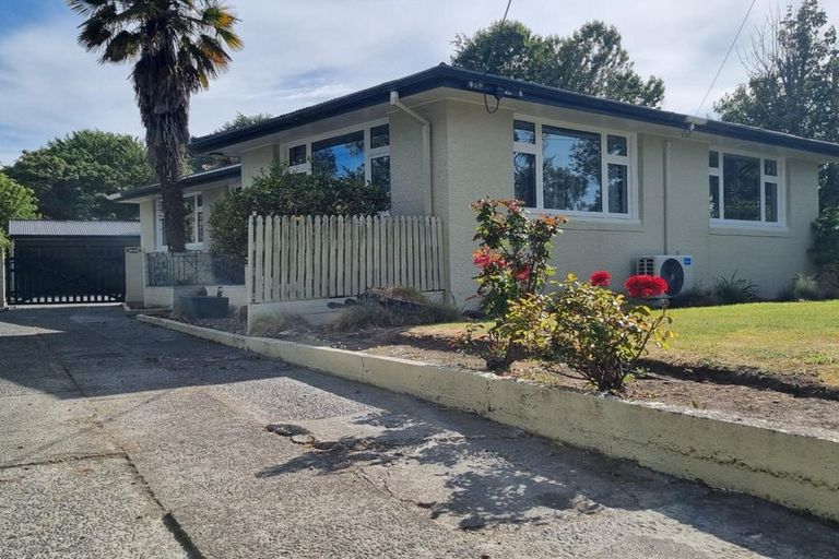 Photo of property in 21 Springhill Street, Avonhead, Christchurch, 8042