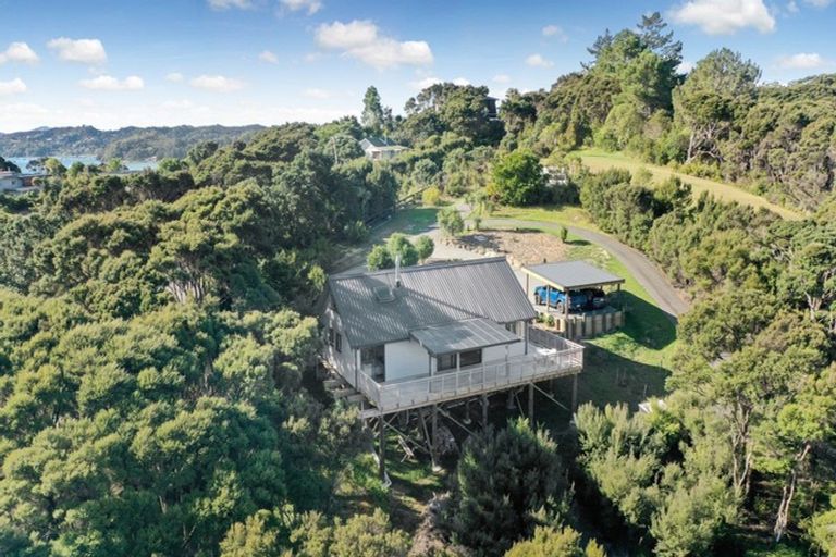 Photo of property in 221a Te Wahapu Road, Russell, 0272