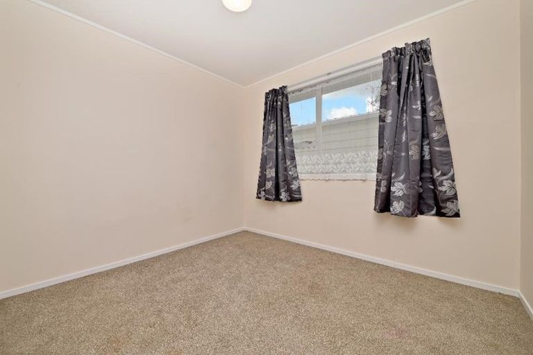 Photo of property in 21 Chrisarda Place, Red Hill, Papakura, 2110