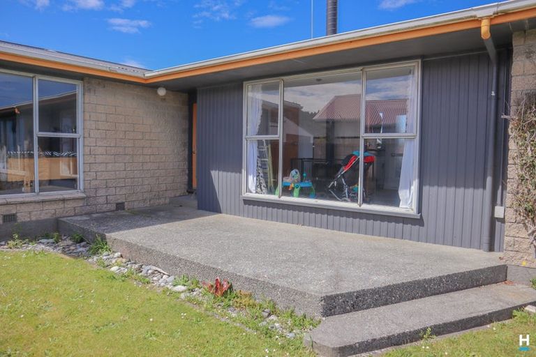 Photo of property in 98 Domett Esplanade, Cobden, Greymouth, 7802