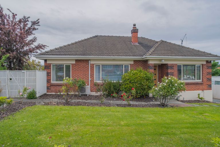 Photo of property in 2a Wellington Street, Parkside, Timaru, 7910