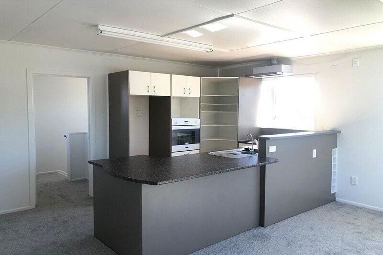 Photo of property in 12-14 Clevedon Road, Papakura, 2110