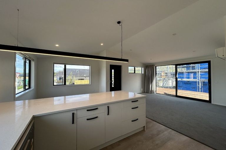 Photo of property in 47 Forage Road, Jacks Point, 9371