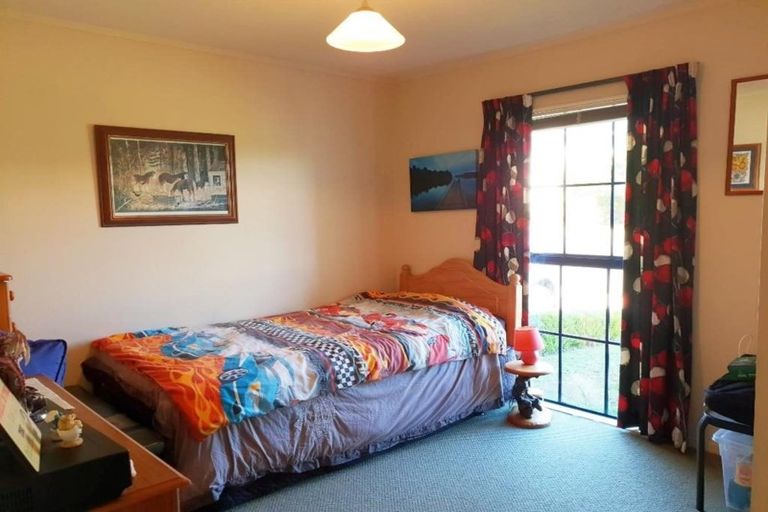 Photo of property in 12a Kentwood Drive, Woodridge, Wellington, 6037