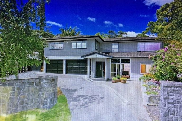 Photo of property in 49 Weatherly Road, Torbay, Auckland, 0630
