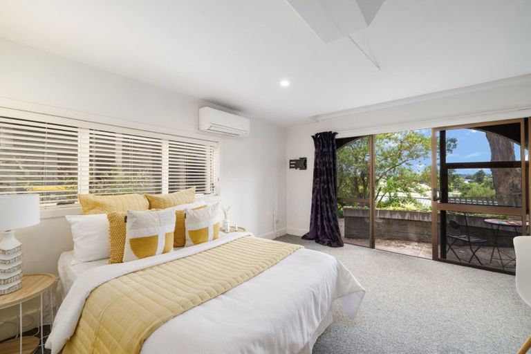 Photo of property in 10 Sherwood Lane, Cashmere, Christchurch, 8022