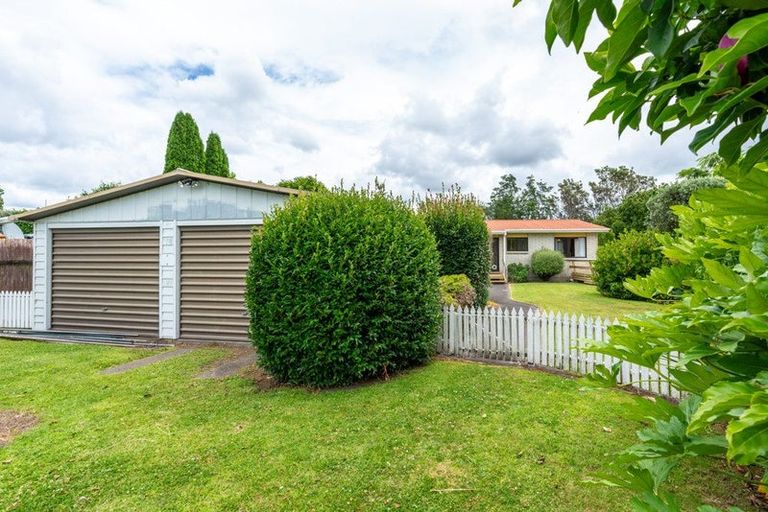 Photo of property in 186 Windermere Drive, Poike, Tauranga, 3112