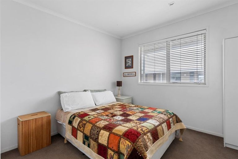 Photo of property in Algarve Apartments, 310/332 Maunganui Road, Mount Maunganui, 3116