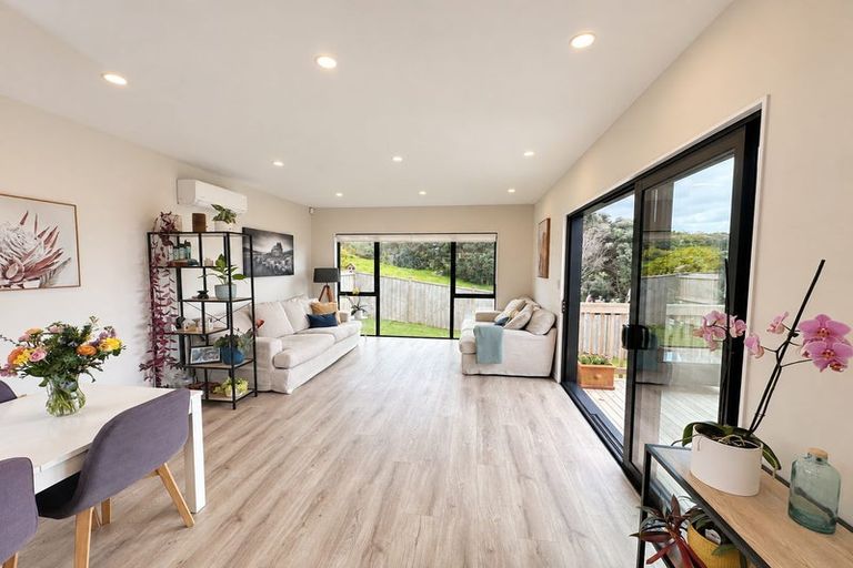 Photo of property in 38 Whakairo Crescent, Gulf Harbour, Whangaparaoa, 0930