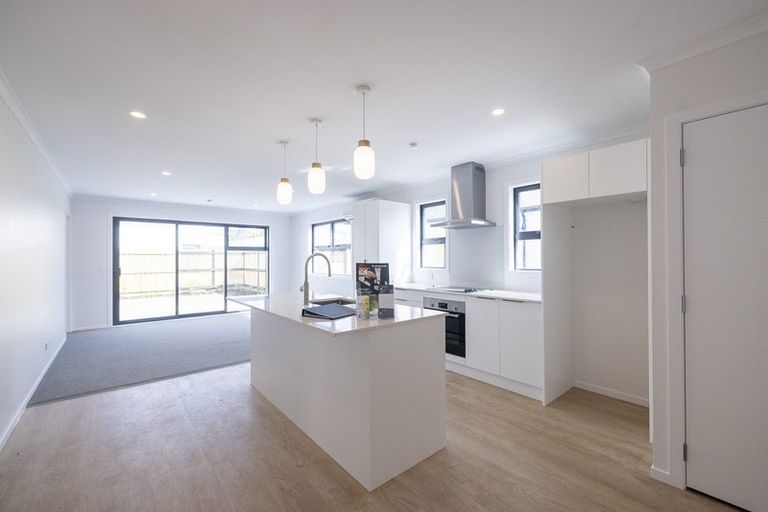 Photo of property in 63 Golders Road, Elderslea, Upper Hutt, 5018