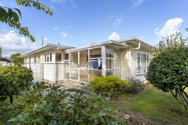 Photo of property in 14 Hudson Avenue, Ebdentown, Upper Hutt, 5018